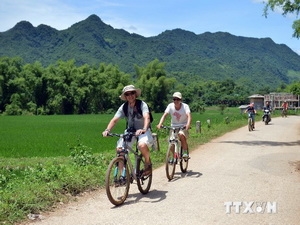 Vietnam among top ten countries for solo travellers