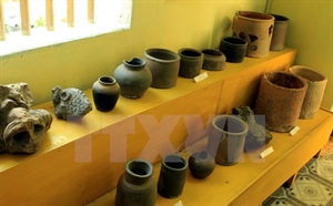 Découverte d objets antiques près de la citadelle des Hô