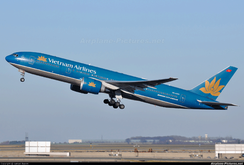 Vietnam Airlines ngừng khai thác một số chuyến bay do ảnh hưởng bão
