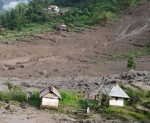 Lở đất tại Nepal gây nhiều thương vong