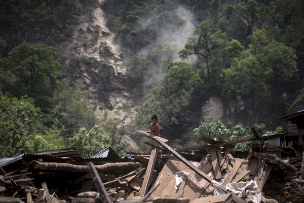 21 dead after Nepalese landside