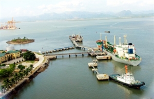 Seaports attract investment from major firms
