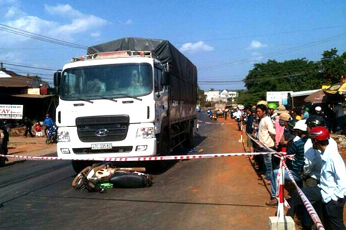 Đắk Nông Xe tải lấn đường gây tai nạn nghiêm trọng