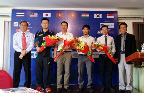 Huit nations en lice au tournoi de tennis de table Racket d or