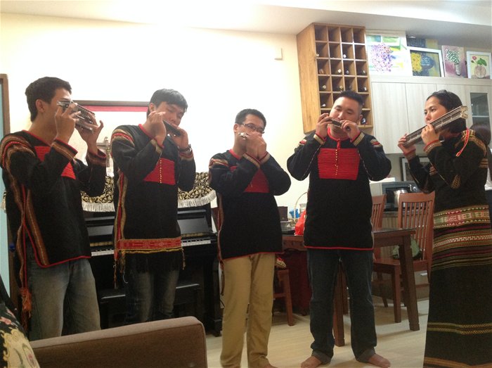 L orchestre d harmonica du Vietnam participera au festival international à Séoul
