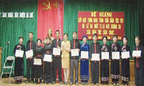 Training course on Then singing closes in Quang Ninh province