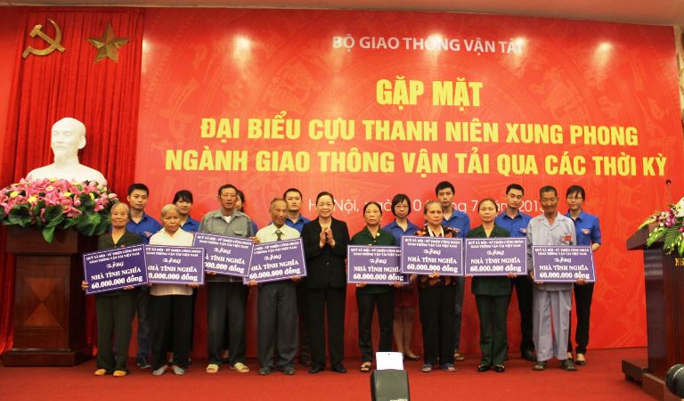 Bộ Giao thông vận tải gặp mặt đại biểu cựu thanh niên xung phong qua các thời kỳ