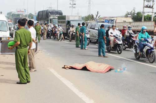 Va chạm với xe khách, một người tử vong