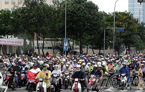 Khánh Hòa tạm dừng thu phí sử dụng đường bộ đối với xe mô tô
