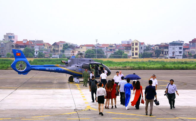 Helicopter tours launched in Hanoi