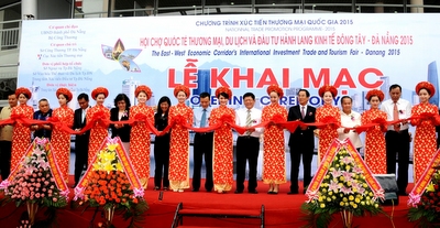 East-West economic corridor’s fair opens in Da Nang