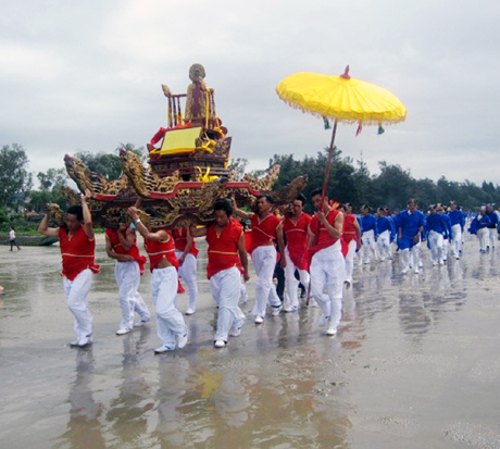 Lễ hội đình Trà Cổ Móng Cái