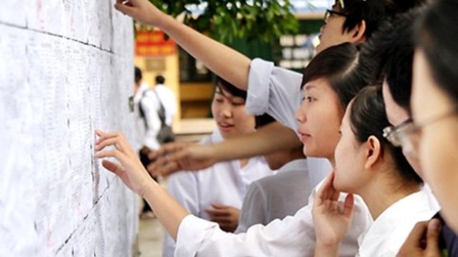Một số ý kiến về mức điểm sàn đại học, cao đẳng năm nay