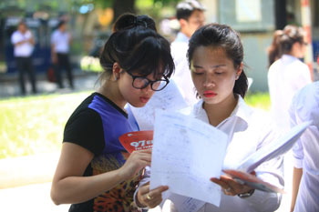 Đề thi môn Ngữ văn bám sát chương trình và mang hơi thở cuộc sống