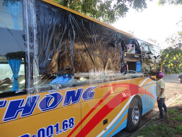 Gia Lai Kiên quyết ngăn chặn tình trạng ném đá lên xe khách