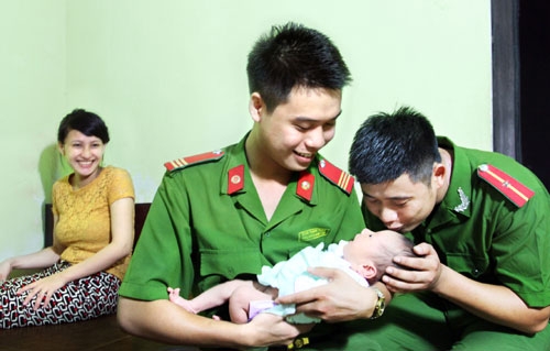 Triển lãm ảnh “Công an Hà Nội vì nhân dân phục vụ, vì Thủ đô bình yên”