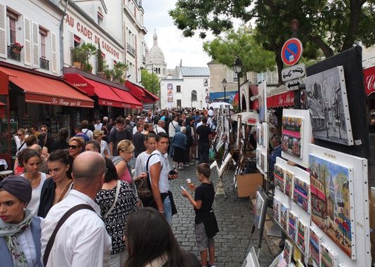 La France se dirige vers une « saison touristique record »