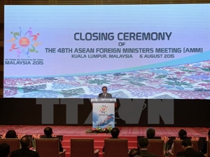 ASEAN foreign ministers express concerns over East Sea