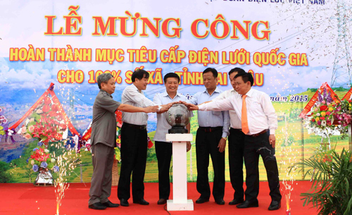 Hoàn thành mục tiêu cấp điện cho 100 số xã của tỉnh Lai Châu