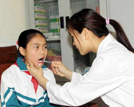 Long An Đẩy mạnh thực hiện bảo hiểm y tế học sinh, sinh viên