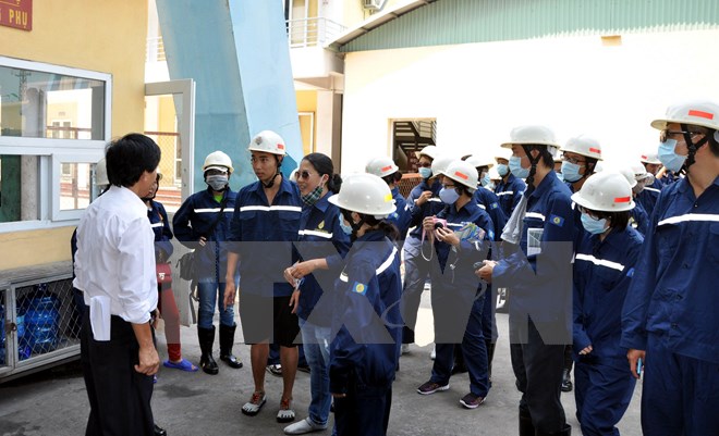 Quang Ninh pilots mine tour for first 45 tourists