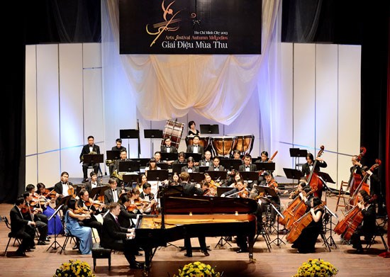 Bientôt le festival La mélodie de l’automne 2015 à HCM-Ville