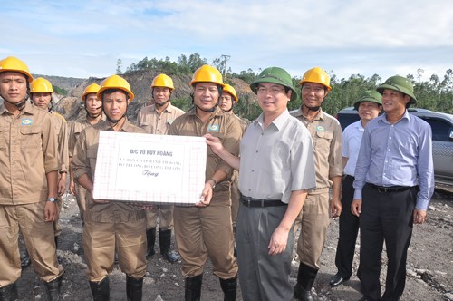 Cấp than cho các nhà máy nhiệt điện phải là ưu tiên số 1