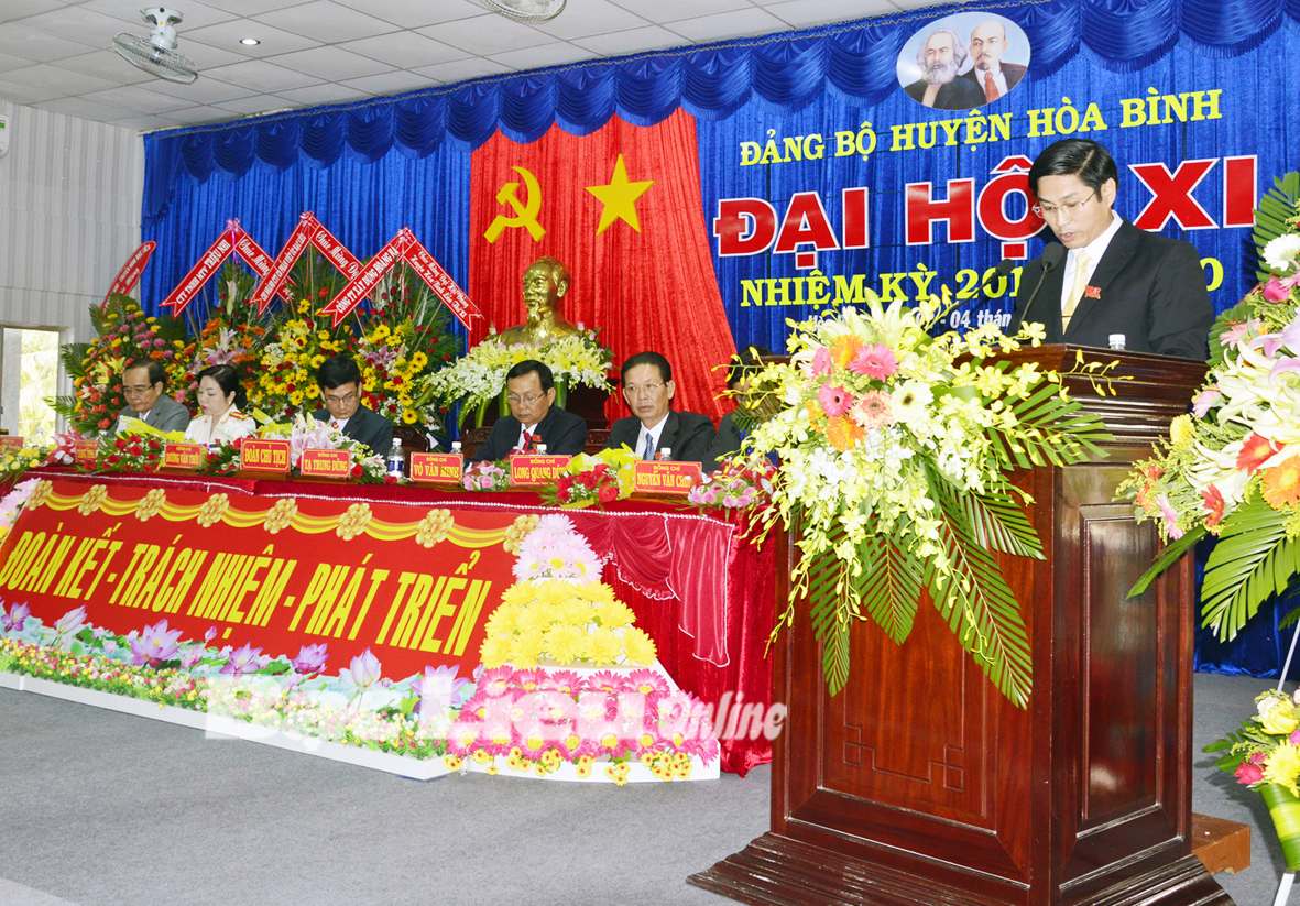 Đại hội Đảng bộ huyện Hòa Bình lần XI nhiệm kỳ 2015 - 2020