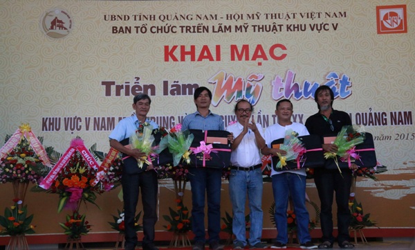 20th South Central and Central Highlands Fine Arts exhibition opens