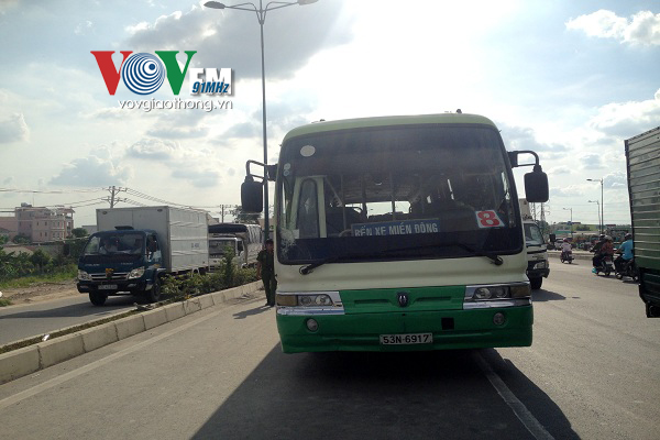 Tai nạn trong đêm mưa, người đàn ông trọng thương