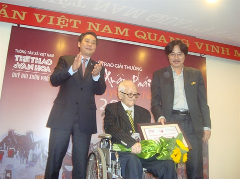 8e Prix «Bùi Xuân Phai» Giang Quân remporte la plus haute distinction