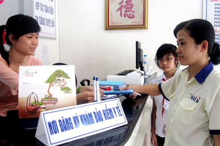 Bình Thuận phấn đấu cuối năm 2015 có 70 số dân tham gia bảo hiểm y tế