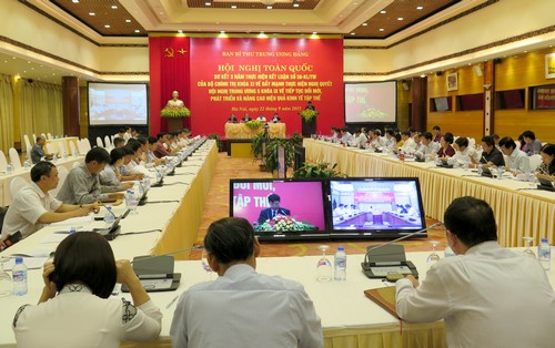 Tiếp tục đổi mới, phát triển và nâng cao hiệu quả kinh tế tập thể