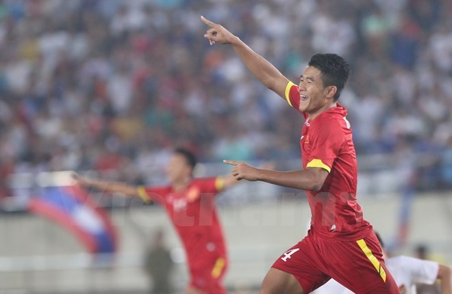 Football U19 le Vietnam a battu Hong Kong