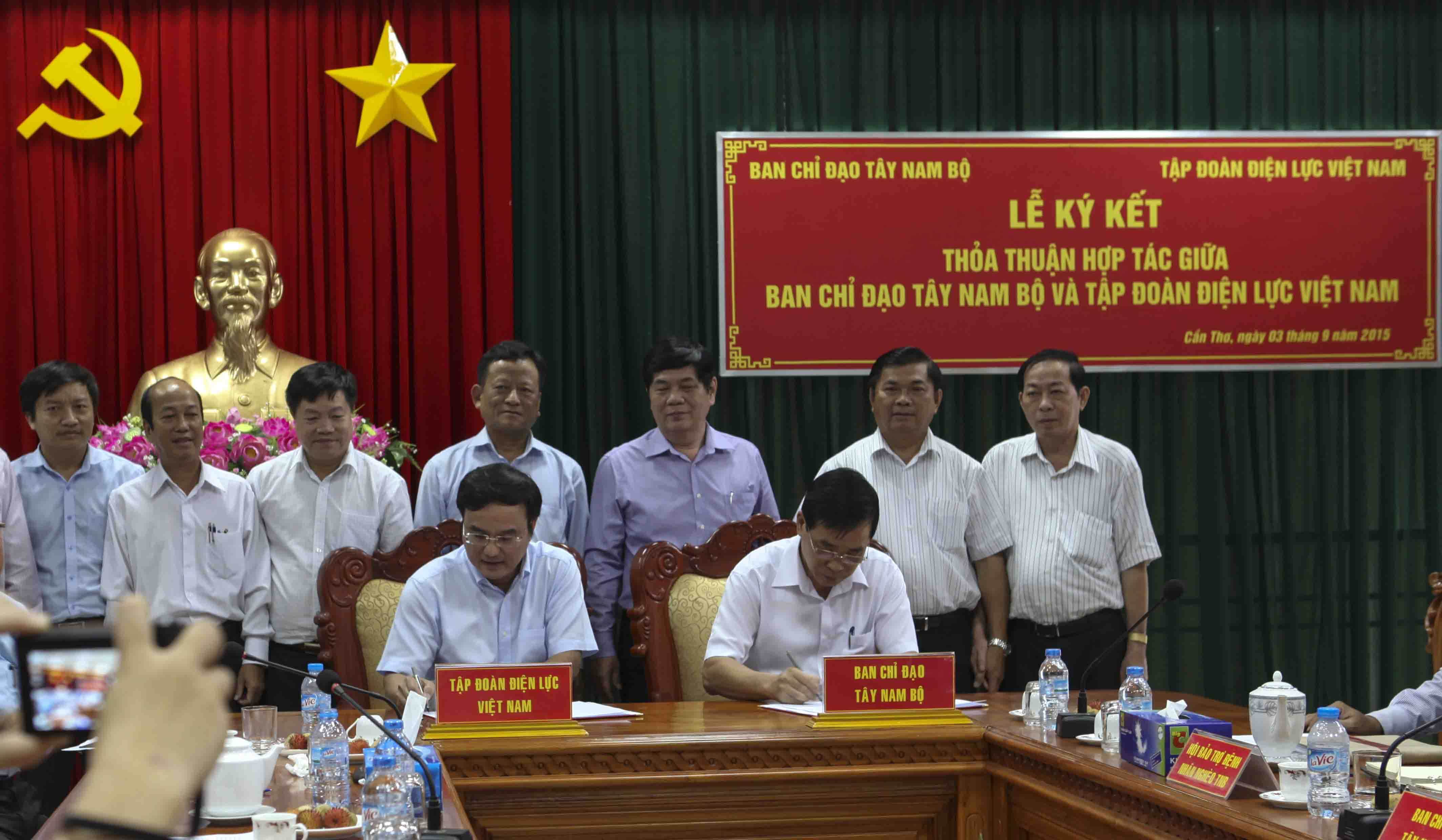 EVN ký kết thỏa thuận hợp tác với Ban chỉ đạo Tây Nam Bộ