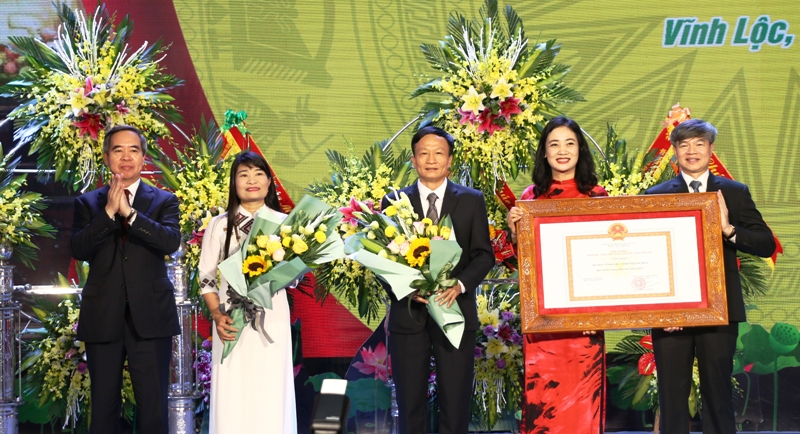 Huyện Vĩnh Lộc Thanh Hóa đón nhận đạt chuẩn nông thôn mới