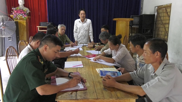 Bí thư chi bộ hết lòng vì dân
