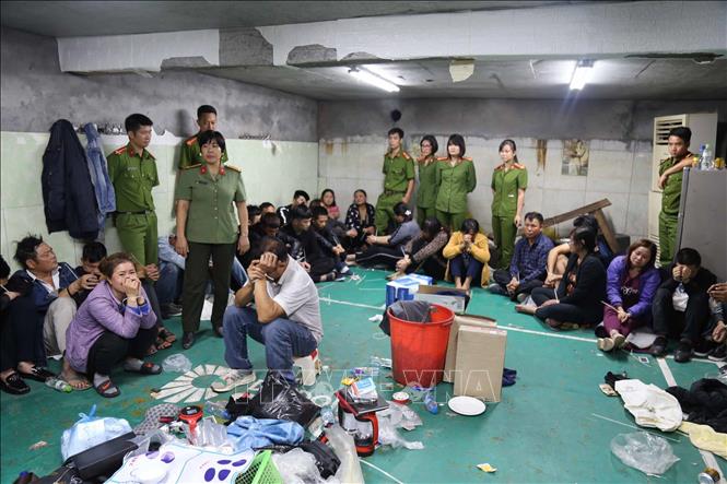 Vĩnh Phúc Tạm giữ 52 đối tượng để điều tra, làm rõ hành vi đánh bạc