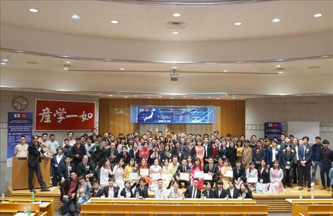 Thực tập sinh Việt Nam tích cực tham gia thi hùng biện tiếng Nhật