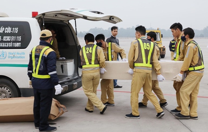 Hoàn tất việc đưa thi hài và tro cốt 39 nạn nhân tử vong tại Anh về nước