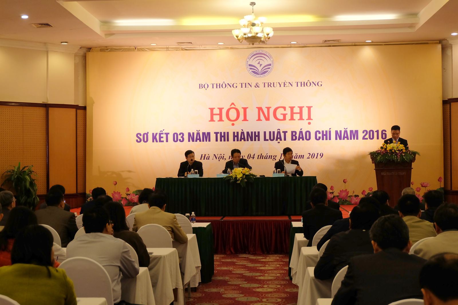 Còn tình trạng văn phòng đại diện, phóng viên thường trú hoạt động gây bức xúc cho địa phương, doanh nghiệp