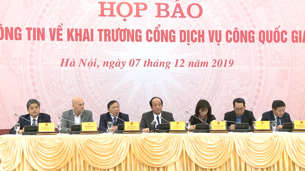 Cổng Dịch vụ công Quốc gia “Lấy người dân, doanh nghiệp là trung tâm phục vụ”