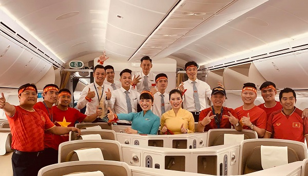 Boeing 787-10 đón đoàn thể thao Việt Nam trở về từ SEA Games 30