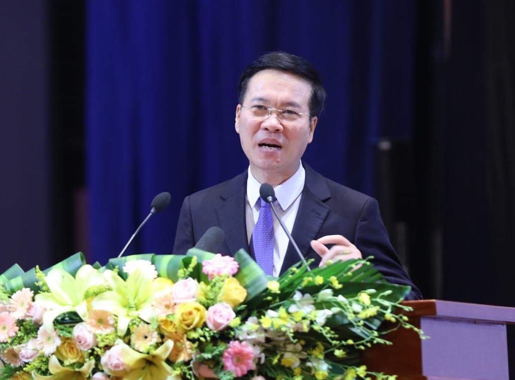 Xứng đáng với niềm tin của các thế hệ tiền bối, của gia đình, xã hội