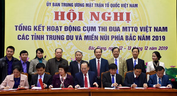 Phối hợp thực hiện tốt chương trình hành động của Mặt trận