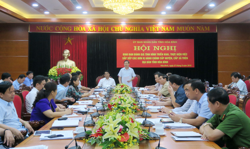 Hòa Bình Đẩy mạnh sắp xếp tổ chức bộ máy, tinh giản biên chế