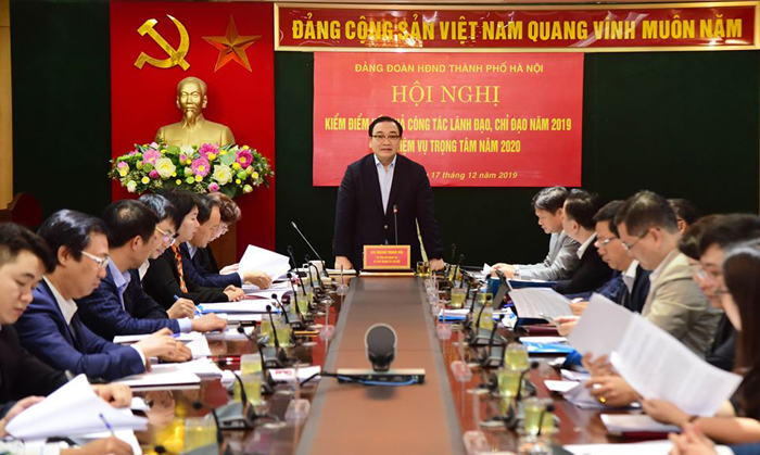 Tiếp tục đổi mới mạnh mẽ về tư duy, phong cách lãnh đạo