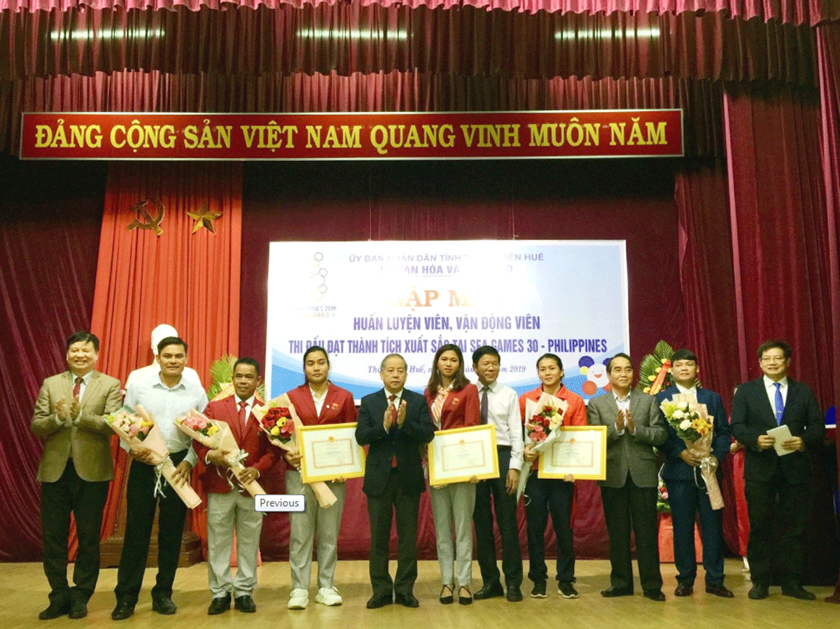 Thừa Thiên Huế khen thưởng vận động viên xuất sắc