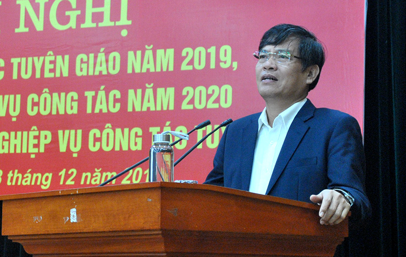 Phải tạo thành đợt sinh hoạt chính trị quan trọng