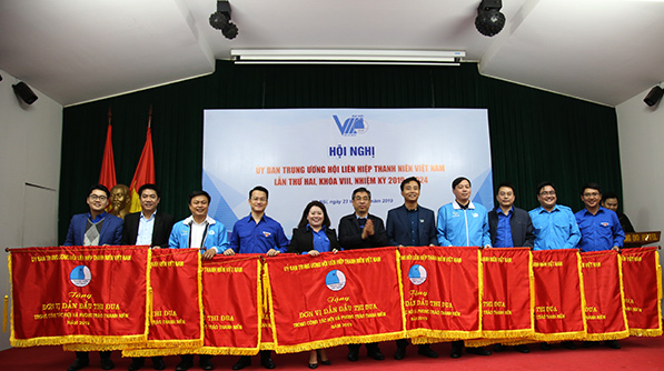 Thống nhất chủ đề công tác năm 2020 là “Tôi yêu Tổ quốc tôi”